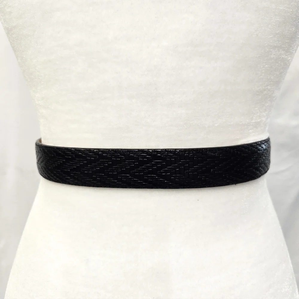 Mezlan Black Leather Belt with Two Tone Belt Buckle